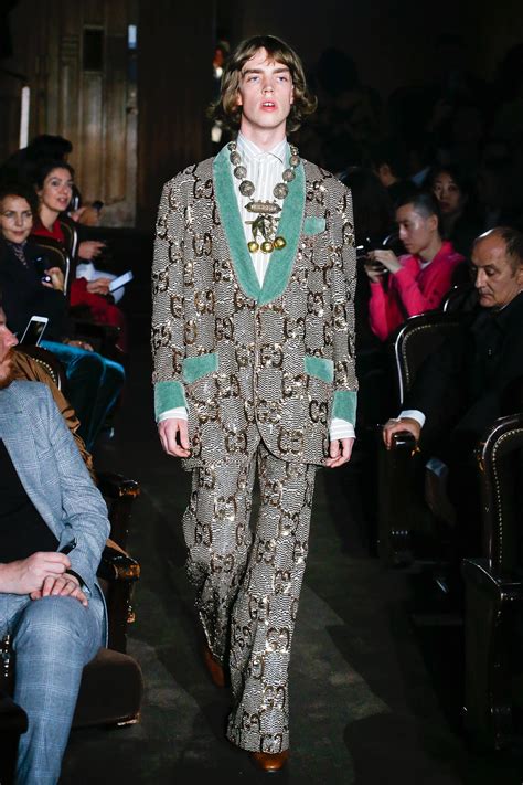 gucci milano saldi 2019|gucci fashion show.